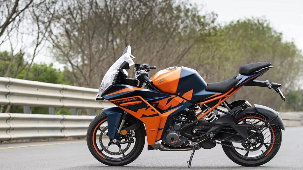  2024 KTM RC390